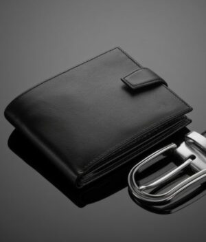 Men’s Short Tri-Fold Leather Wallet