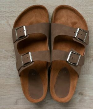 Fashionable Unisex Suede Sandals
